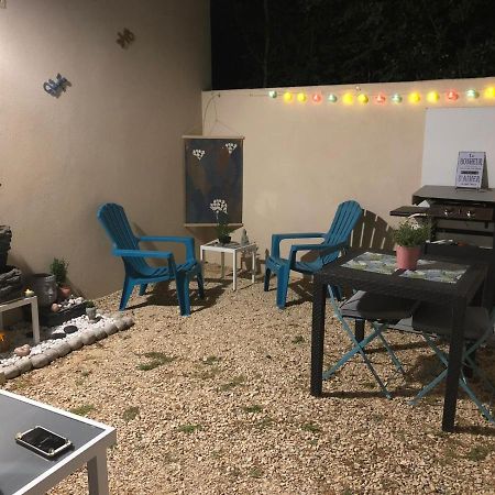 Esprit Zen En Provence Studio Spa Privatif Cheval-Blanc Exteriör bild