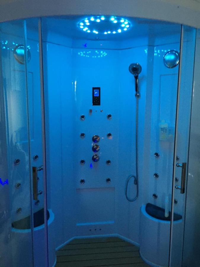 Esprit Zen En Provence Studio Spa Privatif Cheval-Blanc Exteriör bild